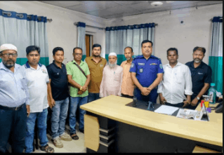 ঘোড়াঘাট থানার নবাগত ওসি সাথে ঘোড়াঘাট প্রেসক্লাব সাংবাদিকদের মতবিনিময় সভা