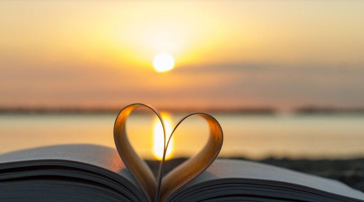 বিয়ের আগে প্রেম, ধর্ম ও সমাজের দ্বন্দ্ব