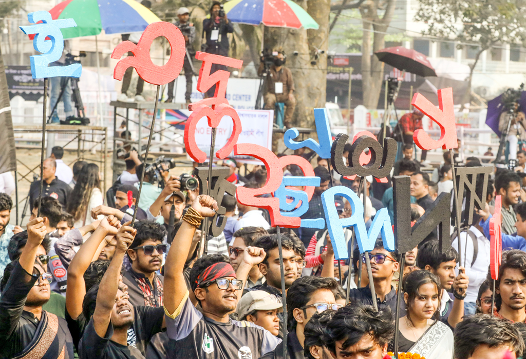 বিভাজনটা ছিল আলোর সঙ্গে অন্ধকারের