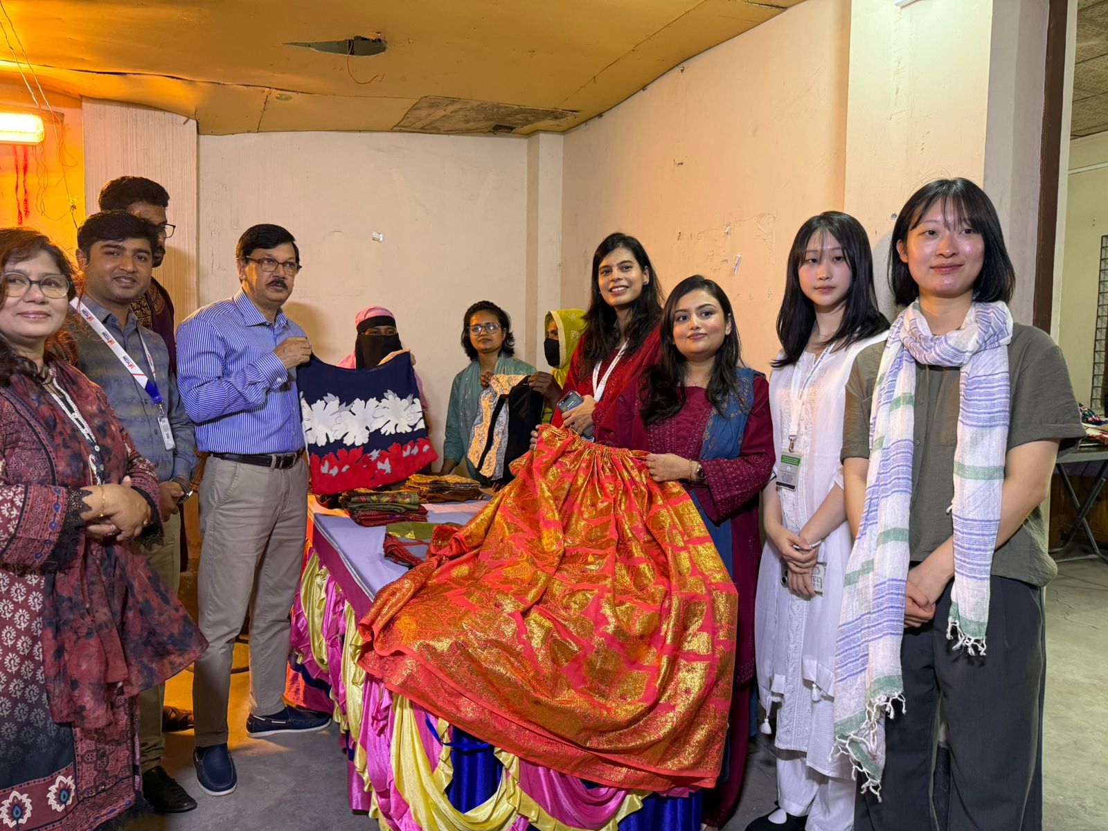 রংপুরে এসডোর জিরো ওয়েস্ট মডেলের সাফল্য: বর্জ্যমুক্ত গ্রাম থেকে উঠে আসছেন নতুন নারী উদ্যোক্তা