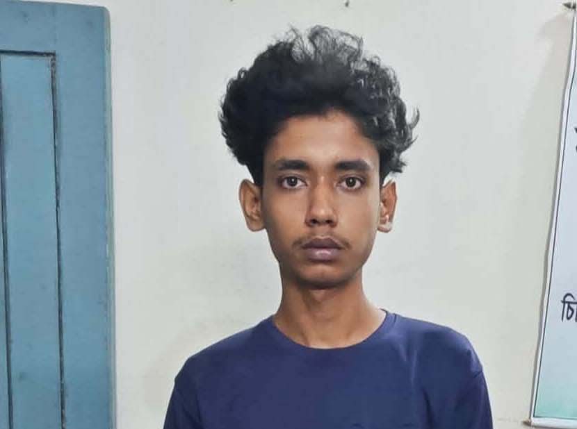 চিরিরবন্দরে ২০ পিস টাপেন্ডাউল ট্যাবলেটসহ যুবক আটক