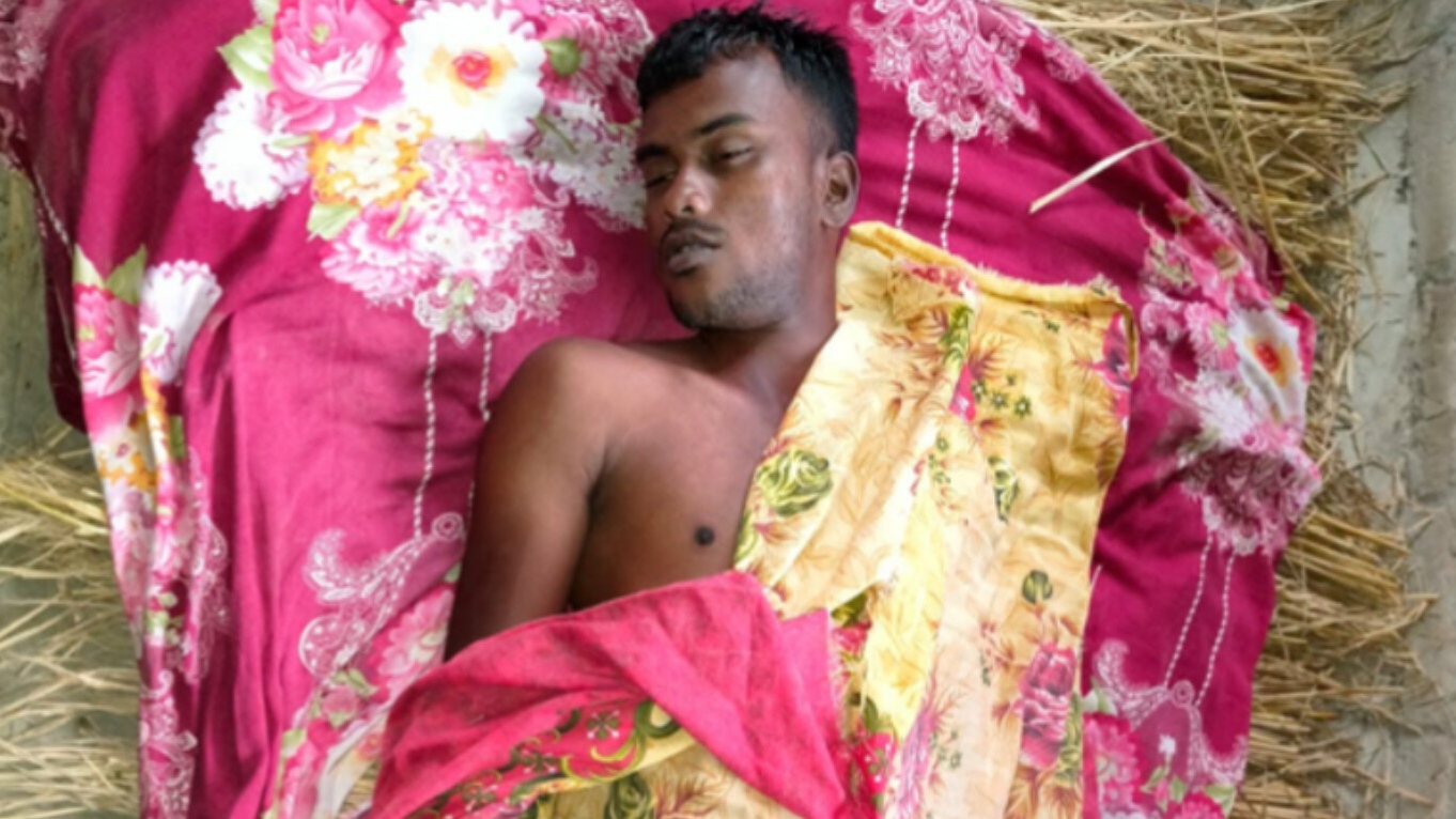 আটোয়ারীতে চা বাগানে বজ্রপাতে শ্রমিক নিহত, আহত ২