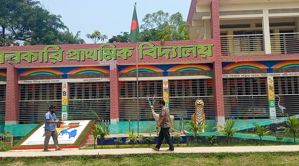 প্রকৃতির মাঝে দৃষ্টিনন্দন বিদ্যাপীঠ গাইবান্ধার লেংগা সরকারি প্রাথমিক বিদ্যালয়
