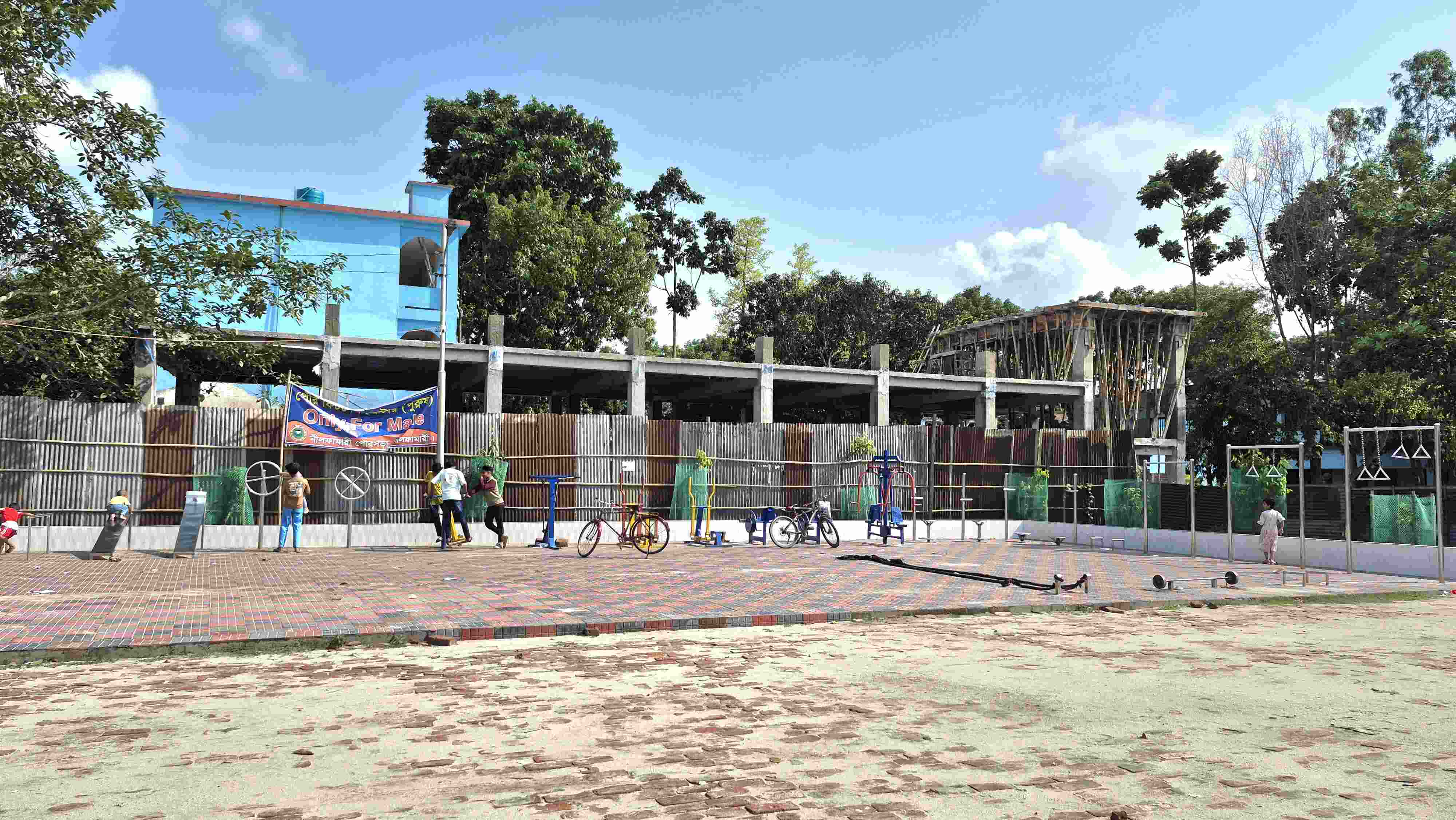 উন্নয়নের ছোঁয়ায় পাল্টেছে নীলফামারী পৌর এলাকার চিত্র