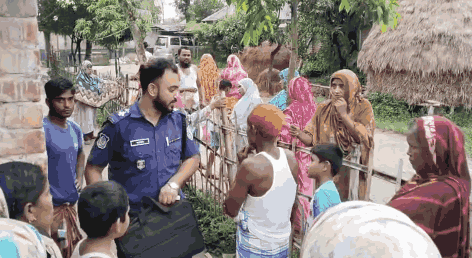 ফুলবাড়ীতে স্বামীর খুন্তির আঘাতে স্ত্রী নিহত, অভিযুক্ত স্বামী আটক