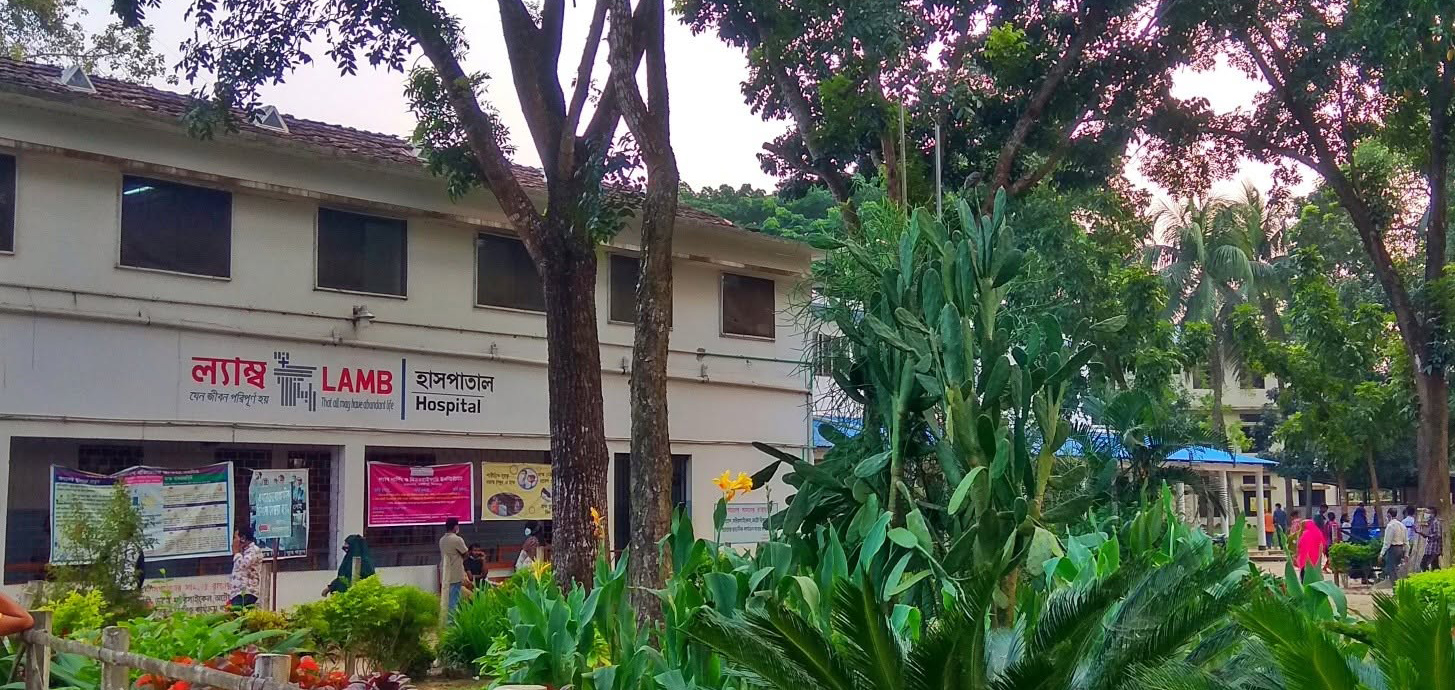 হাসপাতালে চিকিৎসা ব্যয়ের জন্য আটকে রাখা মায়ের মুক্তি, সাংবাদিক ও ইউএনওর হস্তক্ষেপে সমাধান