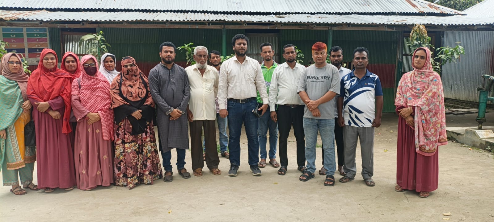 পীরগাছায় পশ্চিমদেবু বুদ্ধিপ্রতিবন্ধী ও অটিস্টিক বিদ্যালয় পরিদর্শনে এসিল্যান্ড