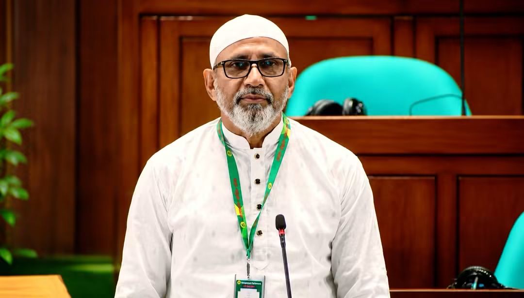 ঘুষ নিলে ছাড় নয়, প্রমাণ মিললেই কঠোর ব্যবস্থা: হুইপ আখতারুজ্জামান মিয়া