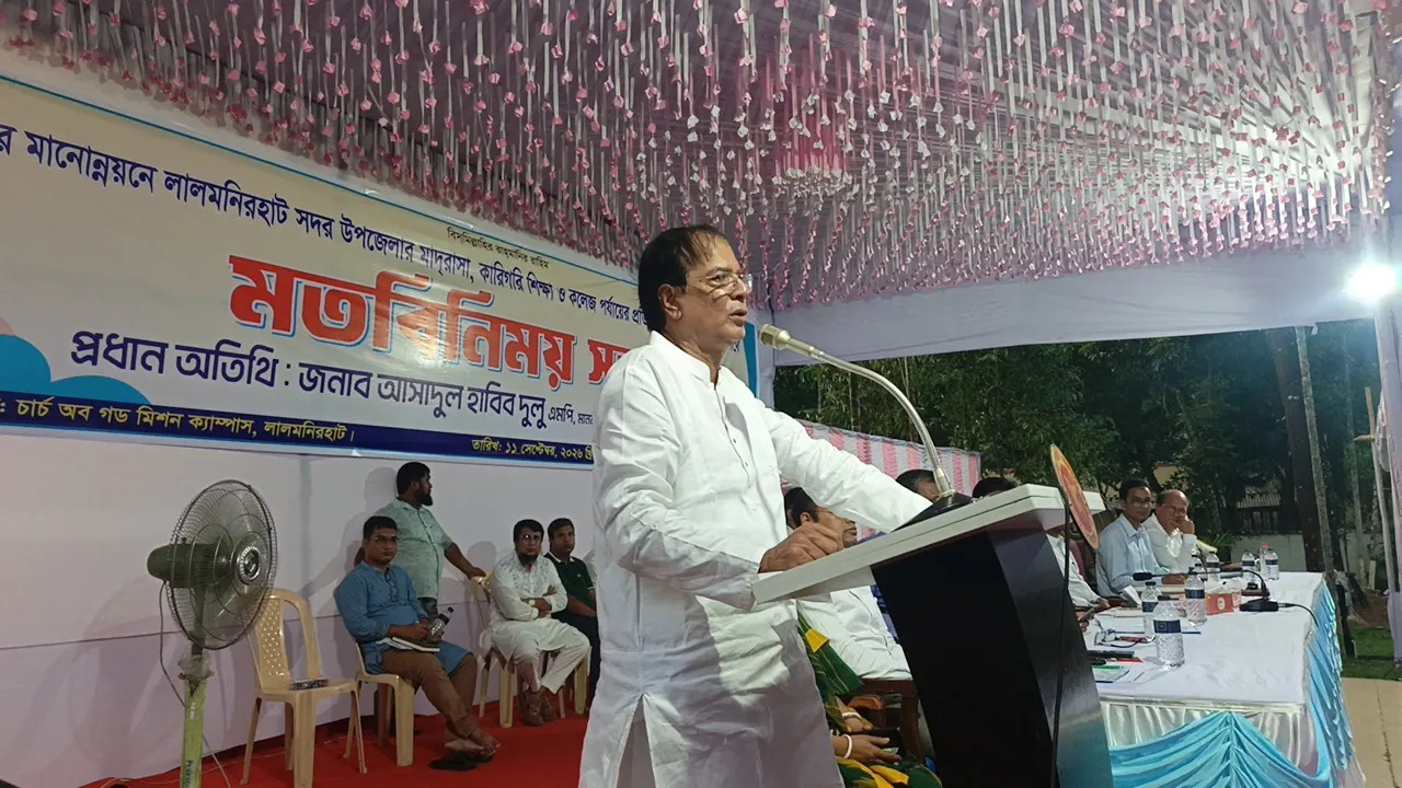 সরকারি ছুটি ছাড়া শিক্ষাপ্রতিষ্ঠানে কোনো ‘অফ ডে’ থাকবে না: ত্রাণমন্ত্রী