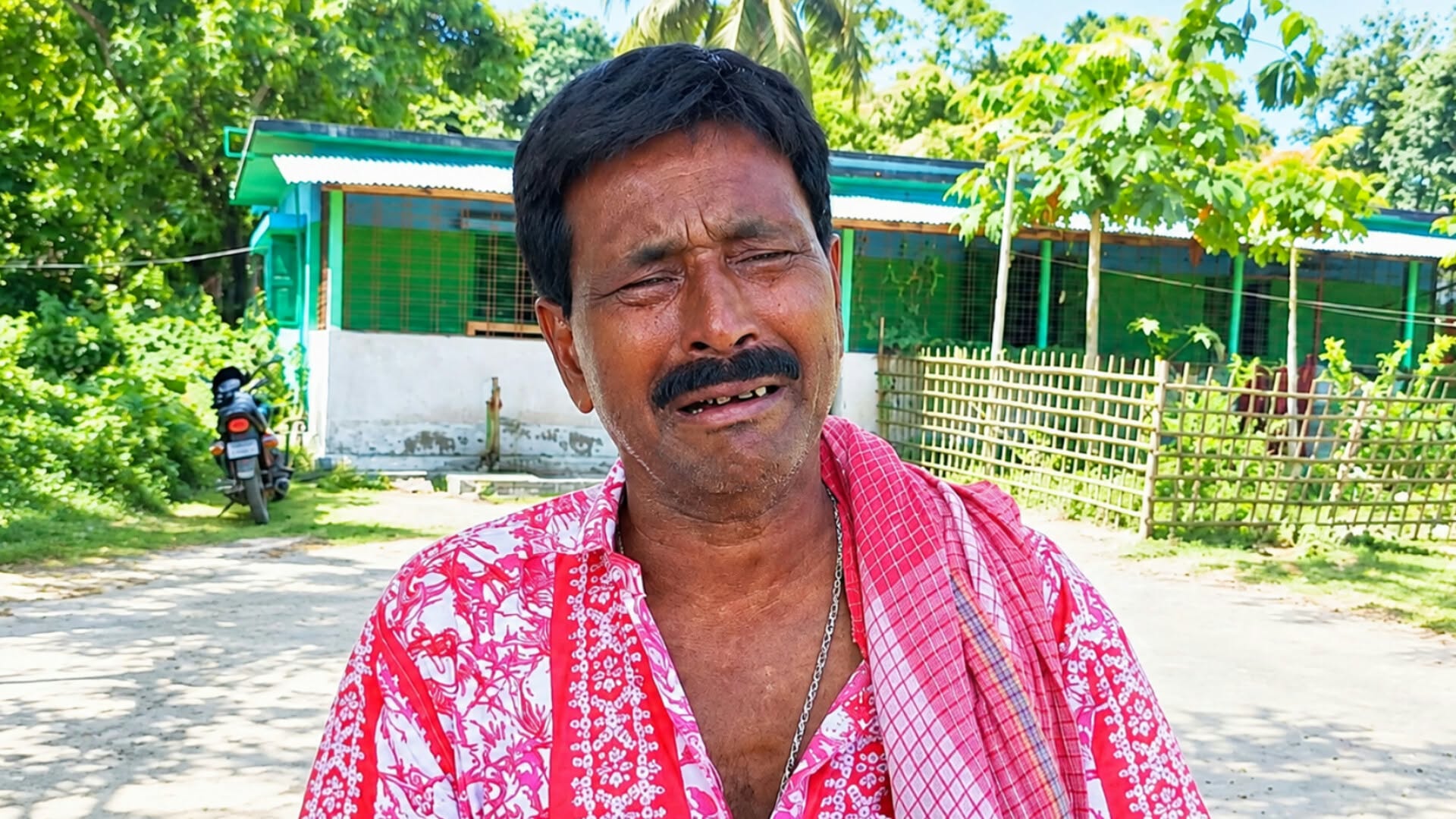 ভারতীয় নাগরিক বাংলাদেশী আত্মীয়ের বাড়িতে এসে পাসপোর্ট হারিয়ে দিশেহারা